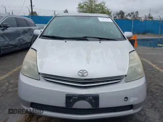 2006 Toyota Prius with VIN JTDKB20U567530398, listed as a IAAI auction lot 41803977 with 246,669 mi miles. Bid and sale history available at carsss.com. Image 12.