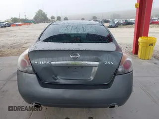 2007 Nissan Altima 2.5 S with VIN 1N4AL21E27C174572, listed as a IAAI auction lot 41914103 with 149,172 mi miles. Bid and sale history available at carsss.com. Image 17.