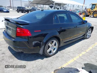 2004 Acura TL z VIN 19UUA66224A017880, wystawiony jako IAAI lot #42408799 z przebiegiem 241 047 mil mil oraz . Historia ofert i sprzedaży dostępna na DreamBid. Obrazek 4.