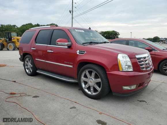 2013 Cadillac Escalade Luxury with VIN 1GYS3BEF0DR229329, listed as a Copart auction lot 65034124 with 130,236 mi miles and Clean Title. Bid and sale history available at carsss.com. Image 4.