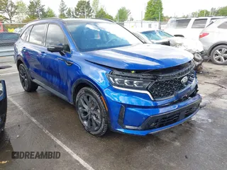 2021 Kia Sorento SX z VIN 5XYRK4LF3MG045443, wystawiony jako IAAI lot #42013554 z przebiegiem 119 048 mil mil oraz . Historia ofert i sprzedaży dostępna na DreamBid. Obrazek 1.