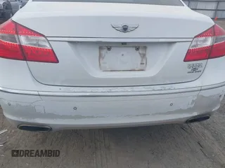 2014 Hyundai Genesis 3.8L z VIN KMHGC4DD4EU265736, wystawiony jako IAAI lot #41893568 z przebiegiem 186 905 mil mil oraz . Historia ofert i sprzedaży dostępna na DreamBid. Obrazek 18.