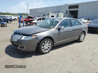2012 Lincoln MKZ z VIN 3LNHL2JCXCR836235, wystawiony jako Copart lot #57477705 z przebiegiem 184 186 mil mil oraz Szkoda całkowita • Salvage title. Historia ofert i sprzedaży dostępna na DreamBid. Obrazek 1.