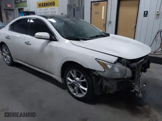 2012 Nissan Maxima 3.5 S with VIN 1N4AA5AP6CC864201, listed as a IAAI auction lot 41158111 with 140,602 mi miles. Bid and sale history available at carsss.com. Image 1.