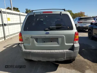2006 Ford Escape XLT with VIN 1FMYU03Z16KB00067, listed as a Copart auction lot 75921424 with 0 mi miles and Salvage Title. Bid and sale history available at carsss.com. Image 6.