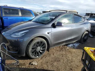 2021 Tesla Model Y Long Range with VIN 5YJYGDEE2MF065398, listed as a Copart auction lot 89352855 with 46,144 mi miles and Salvage Title. Bid and sale history available at DreamBid. Image 1.