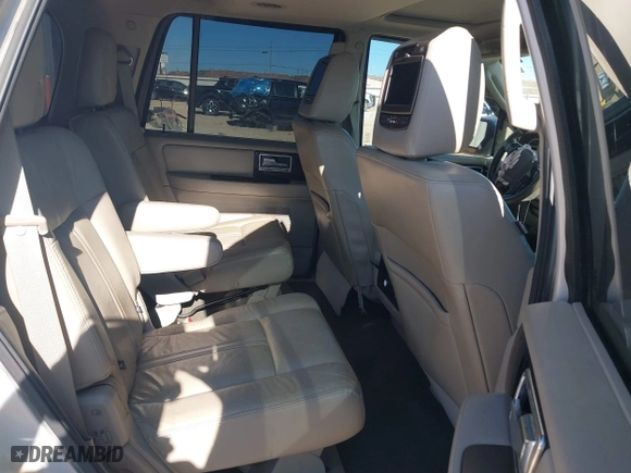 2016 Lincoln Navigator Select with VIN 5LMJJ2HT6GEL08923, listed as a IAAI auction lot 41663454 with 126,199 mi miles. Bid and sale history available at carsss.com. Image 8.