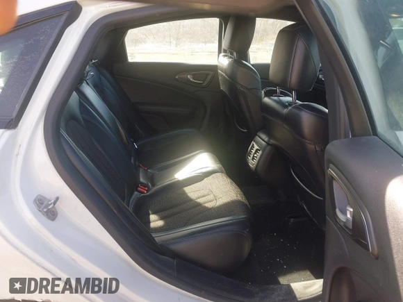 2016 Chrysler 200 S with VIN 1C3CCCBG0GN100441, listed as a IAAI auction lot 41445135 with 122,072 mi miles. Bid and sale history available at carsss.com. Image 8.