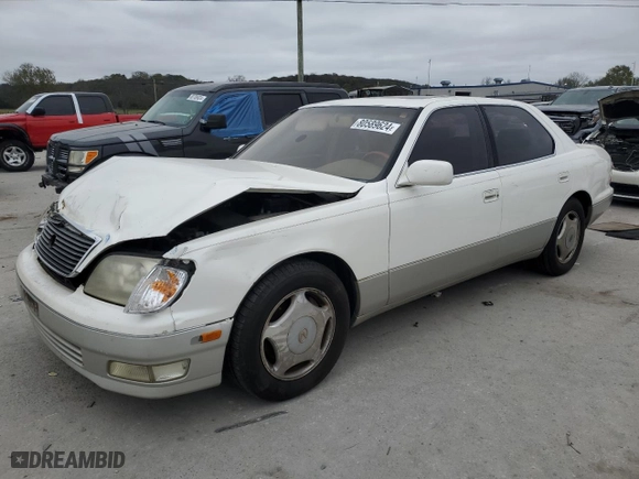 1998 Lexus LS 400 Luxury Sdn with VIN JT8BH28F5W0130899, listed as a Copart auction lot 80589624 with 264,056 mi miles and Clean Title. Bid and sale history available at carsss.com. Image 1.