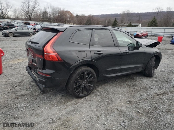 2024 Volvo XC60 Recharge Plug-In Hybrid Ultimate Black Edition with VIN YV4H60DJXR1903877, listed as a Copart auction lot 83698134 with 1,117 mi miles and Salvage Title. Bid and sale history available at carsss.com. Image 3.