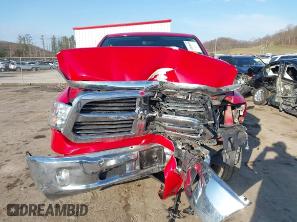 2015 Ram 1500 Big Horn z VIN 1C6RR7LT1FS719886, wystawiony jako IAAI lot #41898418 z przebiegiem 145 064 mil mil oraz . Historia ofert i sprzedaży dostępna na DreamBid. Obrazek 13.
