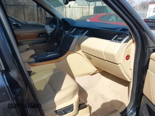 2006 Land Rover Range Rover Sport HSE with VIN SALSF25466A902517, listed as a IAAI auction lot 41722213 with 148,277 mi miles and . Bid and sale history available at DreamBid. Image 5.