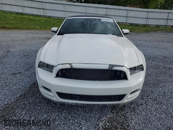 2013 Ford Mustang V6 with VIN 1ZVBP8EM6D5260939, listed as a Copart auction lot 51294575 with 151,831 mi miles and Salvage title. Bid and sale history available at DreamBid. Image 5.