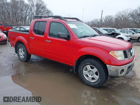 2006 Nissan Frontier SE z VIN 1N6AD07W96C455744, wystawiony jako IAAI lot #41728920 z przebiegiem 176 107 mil mil oraz . Historia ofert i sprzedaży dostępna na DreamBid. Obrazek 1.