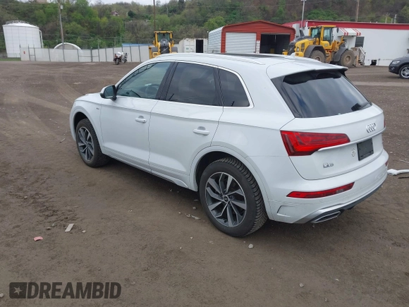 2022 Audi Q5 S line Premium Plus with VIN WA1EAAFY2N2014414, listed as a IAAI auction lot 42069743 with 44,654 mi miles and . Bid and sale history available at DreamBid. Image 3.