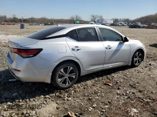 2021 Nissan Sentra SV z VIN 3N1AB8CV1MY255467, wystawiony jako Copart lot #49408465 z przebiegiem 97 187 mil mil oraz Szkoda całkowita • Salvage title. Historia ofert i sprzedaży dostępna na DreamBid. Obrazek 3.