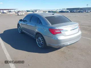 2014 Chrysler 200 LX with VIN 1C3CCBAB3EN210784, listed as a IAAI auction lot 40809915 with 177,513 mi miles. Bid and sale history available at carsss.com. Image 3.