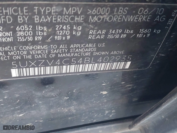 2011 BMW X5 35i with VIN 5UXZV4C54BL402935, listed as a IAAI auction lot 41198827 with 120,157 mi miles. Bid and sale history available at carsss.com. Image 9.