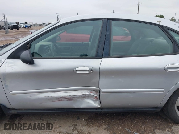 2006 Ford Taurus SE z VIN 1FAFP53U26A234490, wystawiony jako IAAI lot #42125983 z przebiegiem 173 686 mil mil oraz . Historia ofert i sprzedaży dostępna na DreamBid. Obrazek 15.