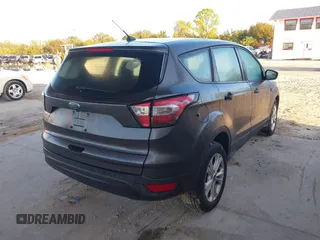 2018 Ford Escape S с VIN 1FMCU0F77JUB55429, выставлен на аукционе IAAI как лот 40508774 с пробегом 126 008 миль миль и . История ставок и продаж доступна на DreamBid. Изображение 4.