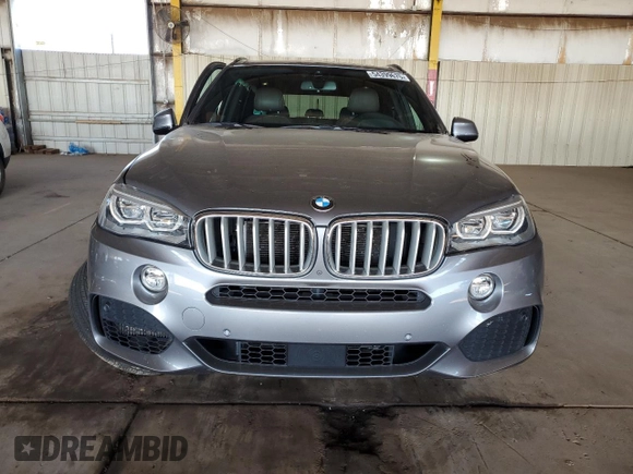 2014 BMW X5 xDrive50i z VIN 5UXKR6C57E0J71844, wystawiony jako Copart lot #54399675 z przebiegiem 79 898 mil mil oraz Szkoda całkowita • Salvage title. Historia ofert i sprzedaży dostępna na DreamBid. Obrazek 5.