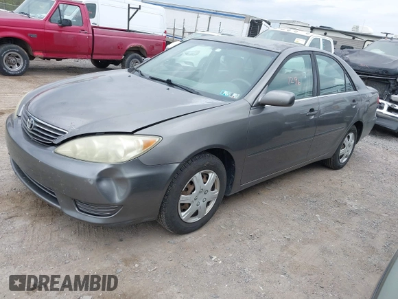 2006 Toyota Camry STD with VIN JTDBE30K063039692, listed as a IAAI auction lot 42121296 with 109,687 mi miles. Bid and sale history available at carsss.com. Image 2.
