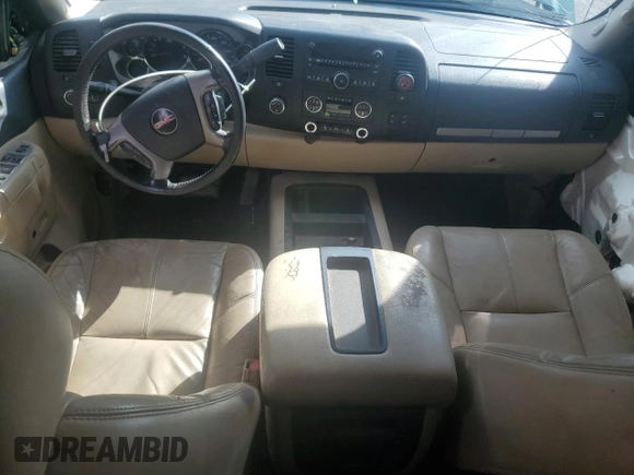 2010 GMC Sierra 1500 SLE z VIN 1GTSKVE36AZ201238, wystawiony jako Copart lot #42175665 z przebiegiem Nie podano mil oraz Szkoda całkowita • Salvage title. Historia ofert i sprzedaży dostępna na DreamBid. Obrazek 8.