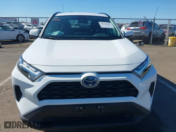 2023 Toyota RAV4 Hybrid LE with VIN 4T3MWRFV8PU097560, listed as a IAAI auction lot 41662609 with 21,004 mi miles. Bid and sale history available at carsss.com. Image 13.