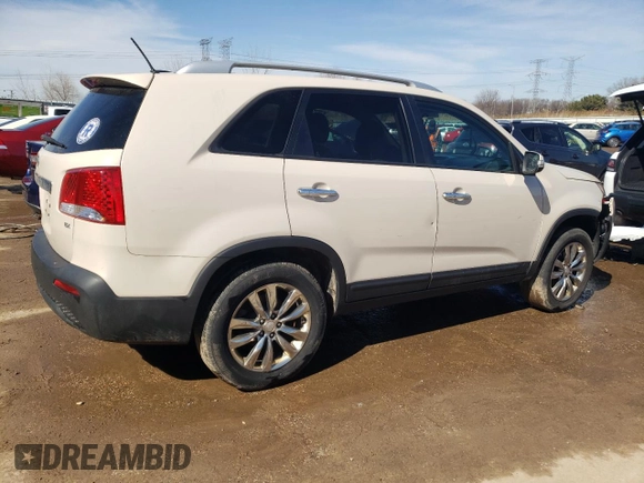 2011 Kia Sorento EX with VIN 5XYKU3A18BG034755, listed as a Copart auction lot 48055975 with 200,833 mi miles and Salvage Title. Bid and sale history available at carsss.com. Image 3.