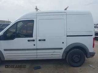 2010 Ford Transit Connect XL z VIN NM0LS7AN1AT027098, wystawiony jako IAAI lot #41740154 z przebiegiem 217 827 mil mil oraz . Historia ofert i sprzedaży dostępna na DreamBid. Obrazek 14.