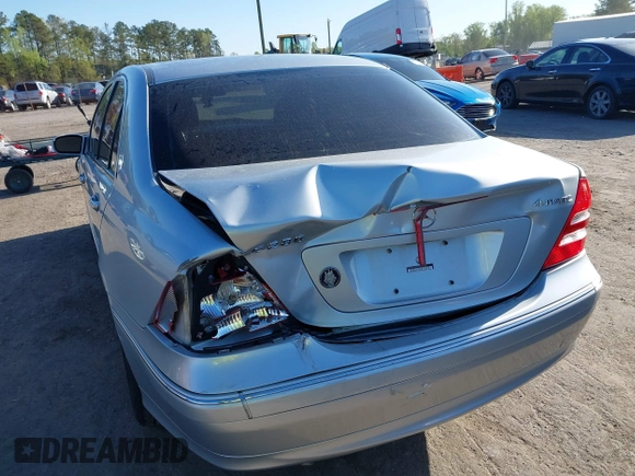 2006 Mercedes-Benz C 280 Luxury z VIN WDBRF92H06F799179, wystawiony jako IAAI lot #42054050 z przebiegiem 209 182 mil mil oraz . Historia ofert i sprzedaży dostępna na DreamBid. Obrazek 6.