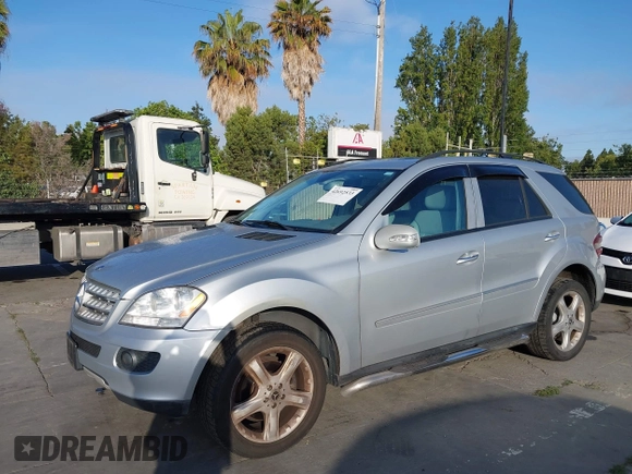 2008 Mercedes-Benz M 350 with VIN 4JGBB86E18A307571, listed as a IAAI auction lot 42692533 with 162,921 mi miles and . Bid and sale history available at DreamBid. Image 6.