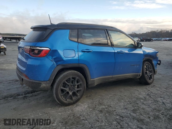 2022 Jeep Compass Altitude with VIN 3C4NJDBB4NT226402, listed as a Copart auction lot 79395314 with 10,981 mi miles and Salvage Title. Bid and sale history available at carsss.com. Image 3.