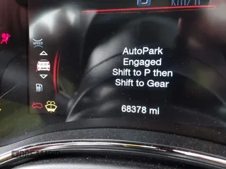 2019 Dodge Durango R/T с VIN 1C4SDJCT7KC550824, выставлен на аукционе IAAI как лот 41661215 с пробегом 68 378 миль миль и . История ставок и продаж доступна на DreamBid. Изображение 7.