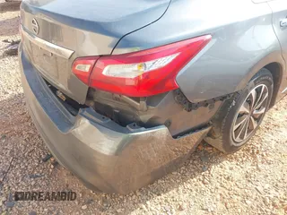 2017 Nissan Altima S with VIN 1N4AL3AP0HC200658, listed as a IAAI auction lot 42596485 with Not provided miles and . Bid and sale history available at DreamBid. Image 6.