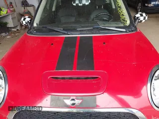 2011 MINI Hardtop S с VIN WMWSV3C53BTY21966, выставлен на аукционе IAAI как лот 42488361 с пробегом 114 029 миль миль и . История ставок и продаж доступна на DreamBid. Изображение 6.