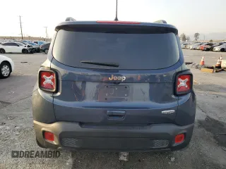 2021 Jeep Renegade Latitude z VIN ZACNJCBB3MPN13260, wystawiony jako Copart lot #43588315 z przebiegiem 47 494 mil mil oraz Szkoda całkowita • Salvage title. Historia ofert i sprzedaży dostępna na DreamBid. Obrazek 6.