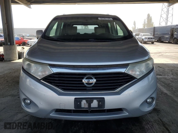 2016 Nissan Quest SV z VIN JN8AE2KP9G9153157, wystawiony jako Copart lot #52781125 z przebiegiem 131 276 mil mil oraz Szkoda całkowita • Salvage title. Historia ofert i sprzedaży dostępna na DreamBid. Obrazek 5.