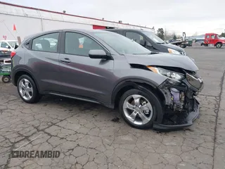 2021 Honda HR-V LX with VIN 3CZRU6H38MM723587, listed as a IAAI auction lot 41749519 with 38,211 mi miles. Bid and sale history available at carsss.com. Image 1.