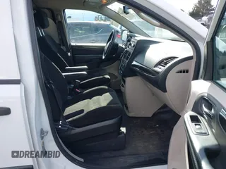 2015 Ram Cargo Van Tradesman with VIN 2C4JRGAG0FR681113, listed as a IAAI auction lot 41914657 with 146,004 mi miles and . Bid and sale history available at DreamBid. Image 5.