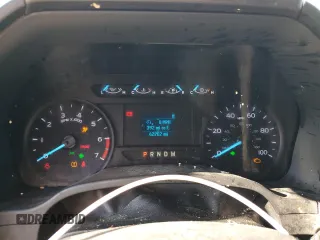 2022 Ford F-350 XL z VIN 1FT8W3BN8NEE87423, wystawiony jako Copart lot #84142464 z przebiegiem 42 202 mil mil oraz Szkoda całkowita • Salvage title. Historia ofert i sprzedaży dostępna na DreamBid. Obrazek 9.