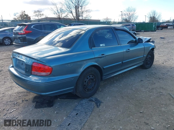 2004 Hyundai Sonata with VIN KMHWF25S14A094531, listed as a IAAI auction lot 40844423 with 108,792 mi miles. Bid and sale history available at carsss.com. Image 4.