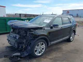 2017 Ford Explorer XLT z VIN 1FM5K7D88HGD91079, wystawiony jako IAAI lot #41843487 z przebiegiem 29 845 mil mil oraz . Historia ofert i sprzedaży dostępna na DreamBid. Obrazek 17.
