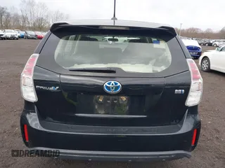 2015 Toyota Prius Two with VIN JTDZN3EU0FJ031208, listed as a IAAI auction lot 41910346 with 72,973 mi miles and . Bid and sale history available at DreamBid. Image 16.