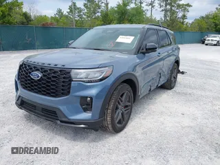 2025 Ford Explorer ST-Line with VIN 1FMUK7KH4SGB02804, listed as a IAAI auction lot 42043801 with 3,672 mi miles and . Bid and sale history available at DreamBid. Image 2.