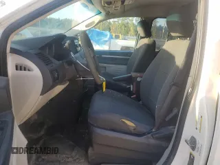 2009 Dodge Grand Caravan Cargo with VIN 2D4HN11E09R685028, listed as a Copart auction lot 77095054 with 240,140 mi miles and Salvage Title. Bid and sale history available at carsss.com. Image 7.