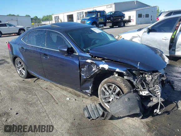 2018 Lexus IS 300 z VIN JTHC81D2XJ5031427, wystawiony jako IAAI lot #42059295 z przebiegiem 84 586 mil mil oraz . Historia ofert i sprzedaży dostępna na DreamBid. Obrazek 1.