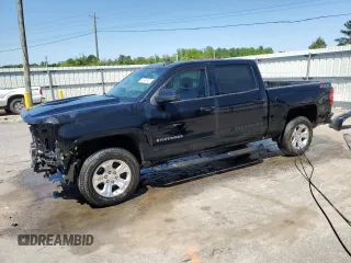 2018 Chevrolet Silverado 1500 LT with VIN 3GCUKREC3JG475223, listed as a Copart auction lot 52489485 with 189,001 mi miles and Salvage Title. Bid and sale history available at carsss.com. Image 1.