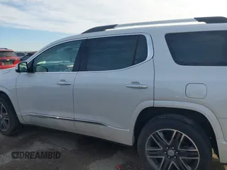 2020 GMC Acadia Denali with VIN 1GKKNXLS8LZ121704, listed as a IAAI auction lot 41665662 with 69,937 mi miles. Bid and sale history available at carsss.com. Image 14.
