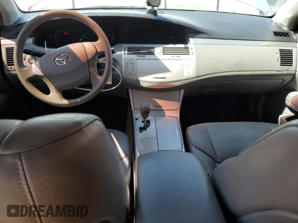 2007 Toyota Avalon XL z VIN 4T1BK36B07U219830, wystawiony jako Copart lot #53327725 z przebiegiem 147 116 mil mil oraz Szkoda całkowita • Salvage title. Historia ofert i sprzedaży dostępna na DreamBid. Obrazek 8.